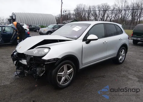 2012 Porsche Cayenne z USA, uszkodzony, nr VIN WP1AA2A20CLA11434